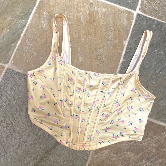 Corset style crop top - Picture 2 of 3